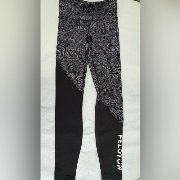 Lululemon x Peloton | Wunder Under Speed Colorblock | Sz 4 | Black Grey | NWT - Picture 1 of 10